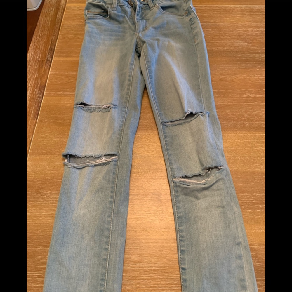 Distressed Garage jeans